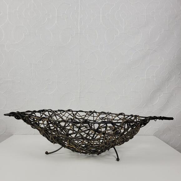 VINTAGE Woven Twisted Vine Leaf Shaped Bowl Basket Table Centerpiece Footed Rare - Picture 14 of 15